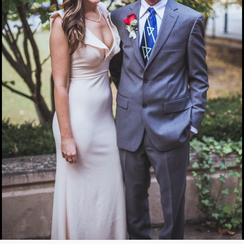 Lulu’s formal cream dress worn once ruffle straps